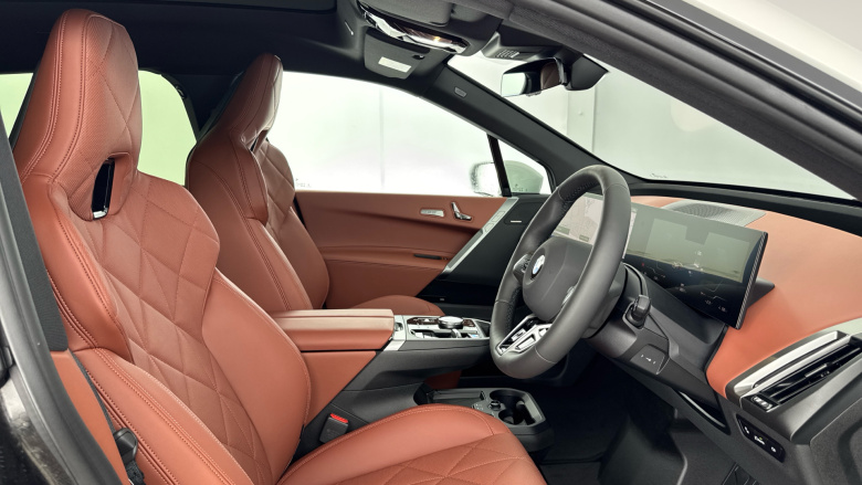 BMW iX 300kW xDrive45 M Sport 101kWh 5dr Auto [Pro Pack] Electric Estate